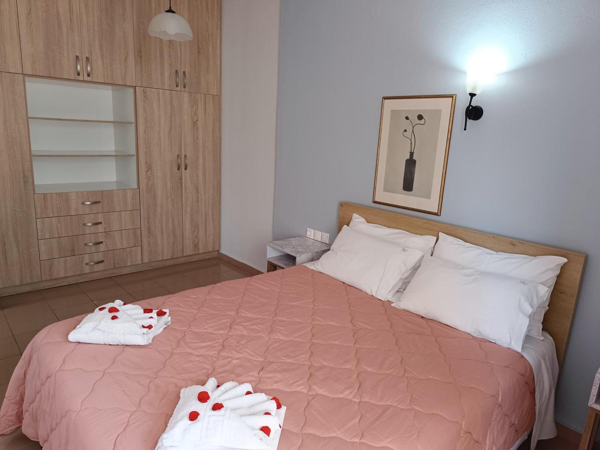 Miramare Apartments Platanias  Exterior photo