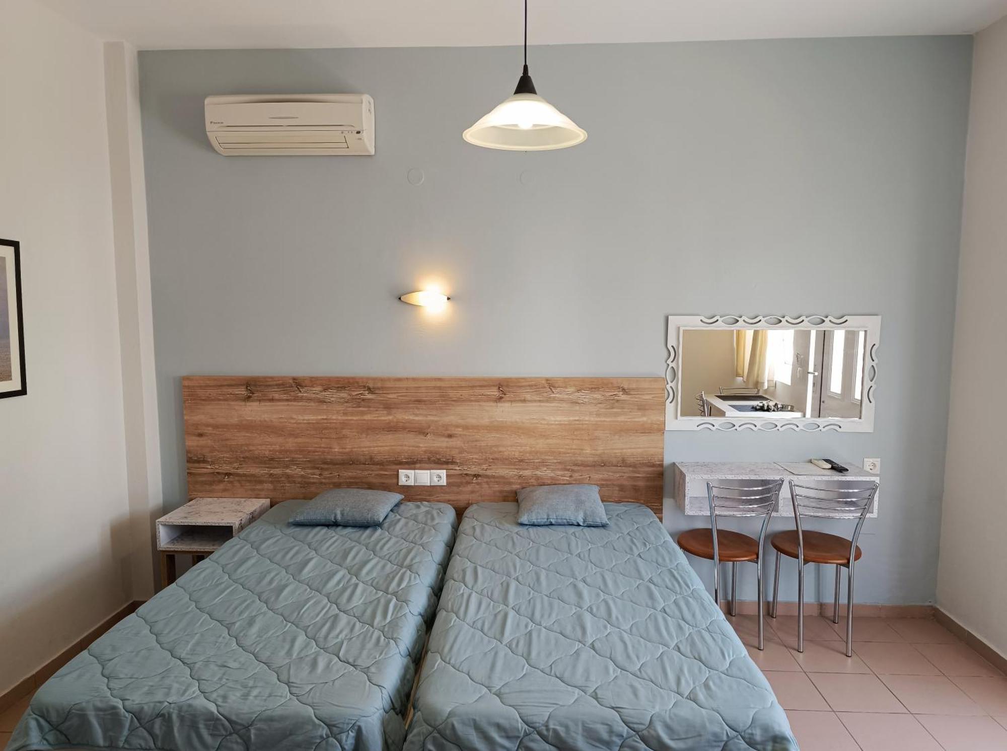 Miramare Apartments Platanias  Exterior photo